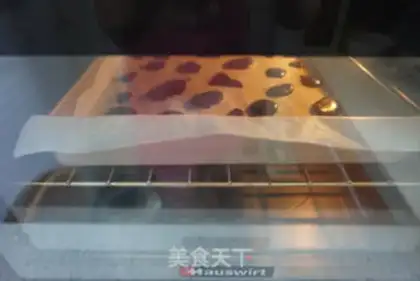 Make Cowcake roll step 12