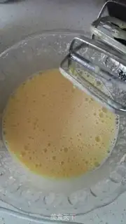 Make The durian mousse cake step 1