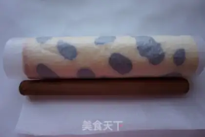 Make Cowcake roll step 19