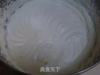 Make Strawberry cake step 6