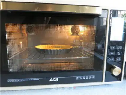 Make Apricot apple pie step 24