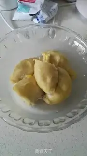Make The durian mousse cake step 7