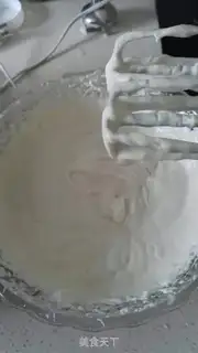 Make The durian mousse cake step 9