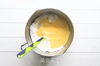 Make Cake with light cream step 5