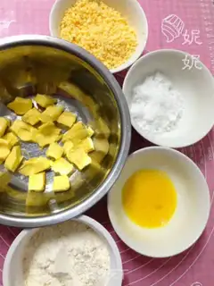 Make Cheda cheesecakes step 0