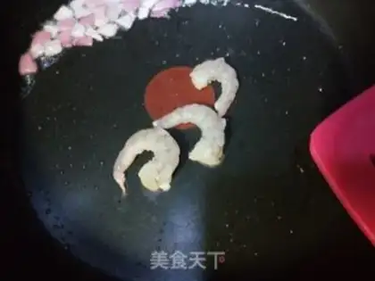 Make Pineapple rice step 2