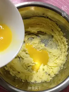 Make Cheda cheesecakes step 4