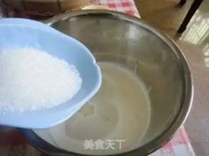 Make Strawberry balls step 4