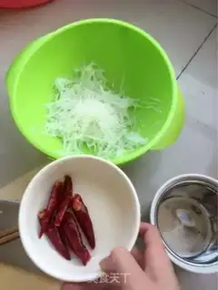 Make Sour chili pickles step 1