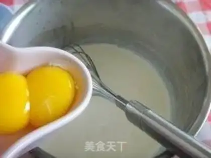Make Strawberry balls step 5