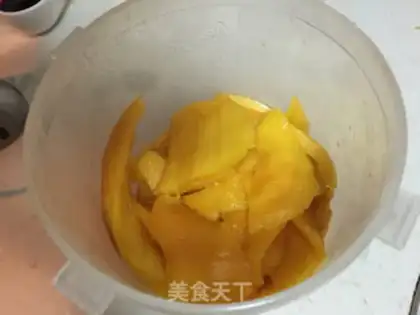 Make The flower fairy mango mousse step 1