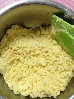 Make Cheda cheesecakes step 8