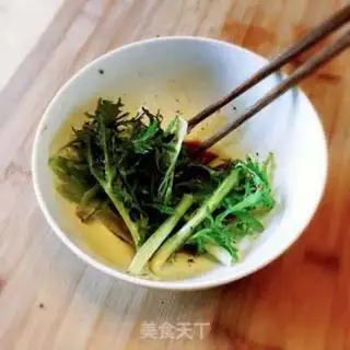 Make A salmon with red juice step 9