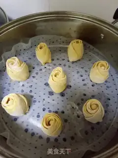 Make Yellow rose bun step 7