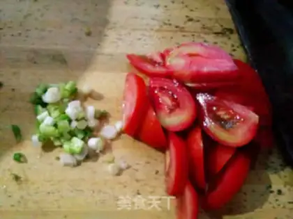 Make Tomato fried eggs step 0