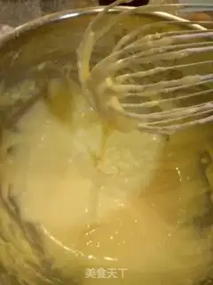 Make Strawberry cherry cake step 5