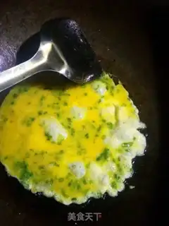 Make Tomato fried eggs step 2
