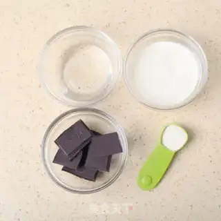 Make Triple chocolate cake step 8