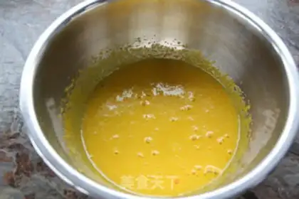 Make Tiger cake roll step 1