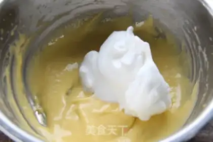 Make Tiger cake roll step 9