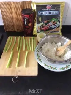 Make Fast-food sushi step 0