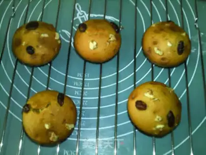 Make Xinjiang Bahari cake step 12