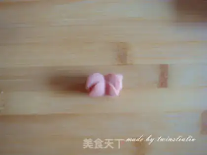 Make Fancy buns step 17