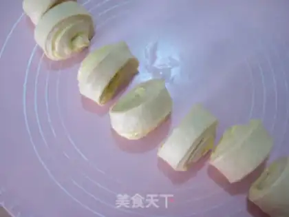 Make Sweet orange kasta roll step 17