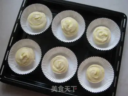 Make Sweet orange kasta roll step 18