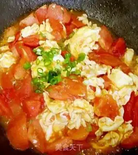 Make Tomato fried eggs step 8