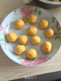Make Pumpkin step 1