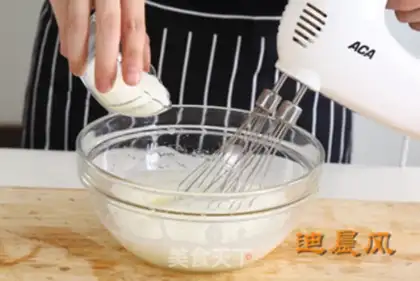 Make Chocolate cream cake step 4
