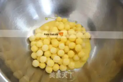 Make Mango golden coconut ball step 7