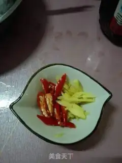 Make Garlic tofu-dry meat step 2