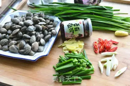 Make Flaming clams step 1
