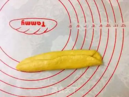 Make Pumpkin butter roll step 5