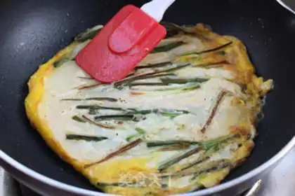 Make Korean seafood onions step 10