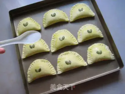 Make Minimoy pumpkin pie step 19