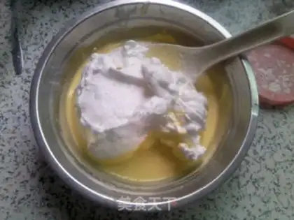 Make Blood yogurt cake step 7