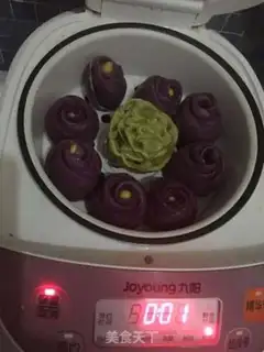 Make Fancy buns step 10