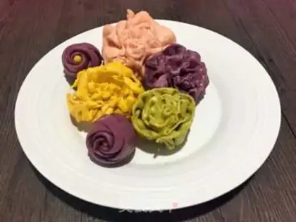 Make Fancy buns step 11