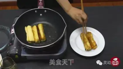 Make Toast cucumber roll step 6