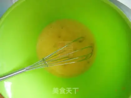 Make Pistol cake rolls step 2