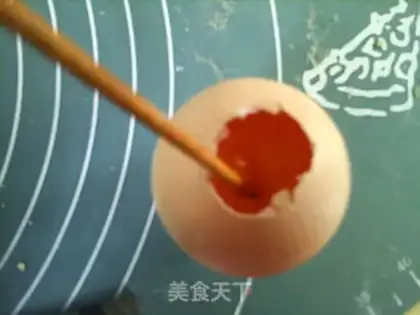 Make Warm palaces with red flowers and eggs step 2
