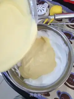 Make Yogurt cake step 11