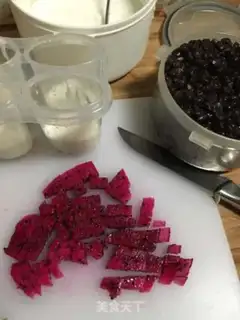 Make Flamingo bean yogurt popsicle step 0