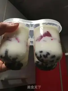 Make Flamingo bean yogurt popsicle step 2