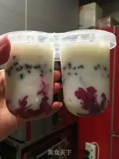 Make Flamingo bean yogurt popsicle step 3
