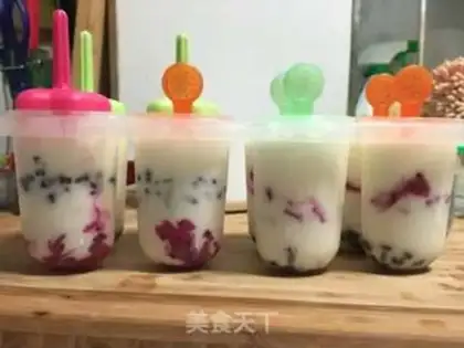Make Flamingo bean yogurt popsicle step 4