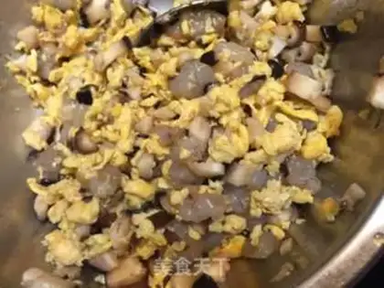 Make Three fresh dumplings step 2